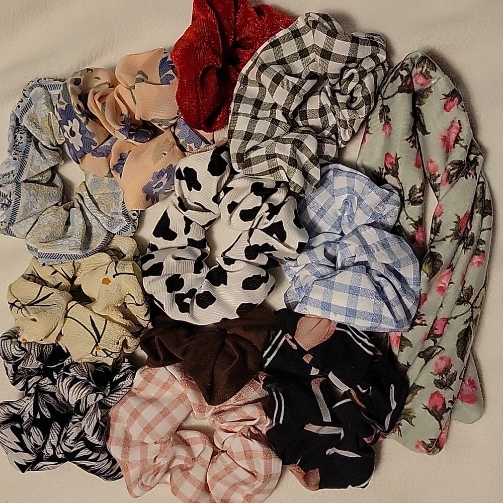 NEW Hair scrunchies + headband